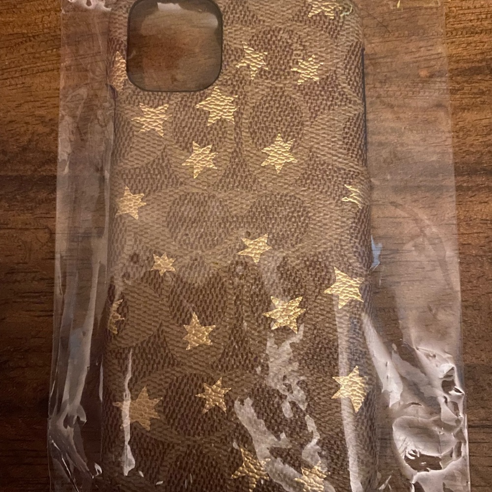 iPhone 11 max coach phone case